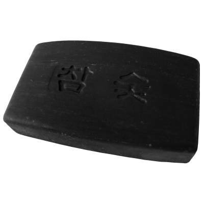 Mydło na bazie węgla drzewnego